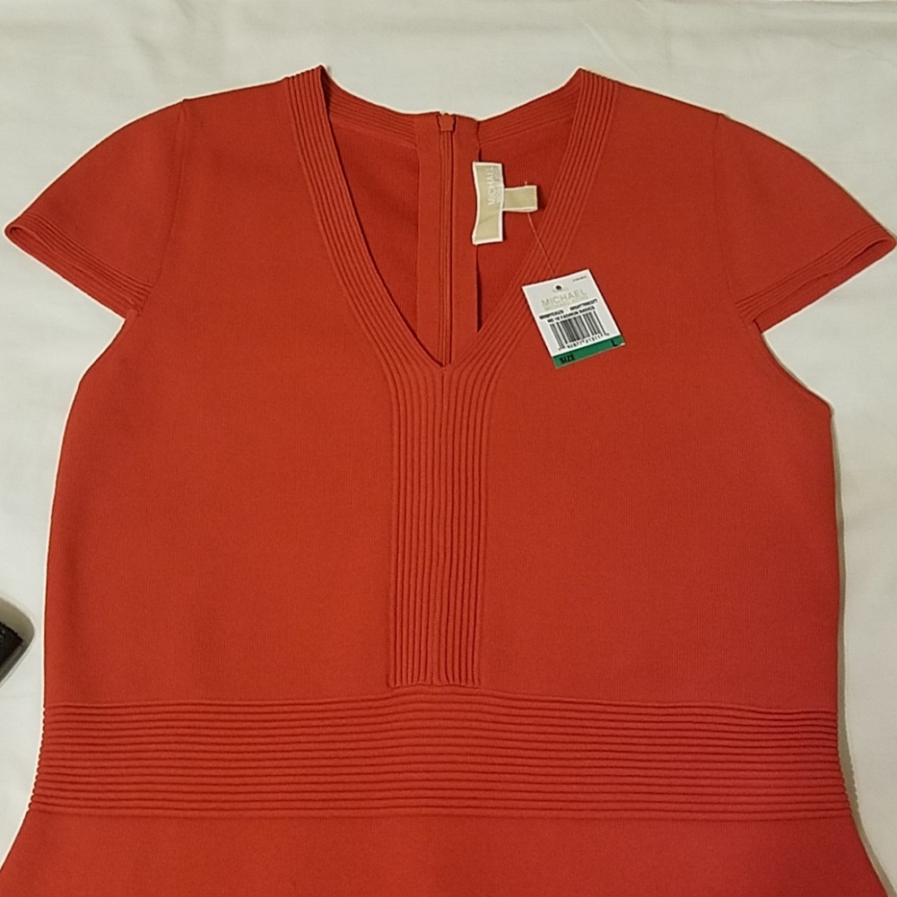 MICHAEL Michael Kors Stretch Knit V-Neck Dress - Picture 4 of 8
